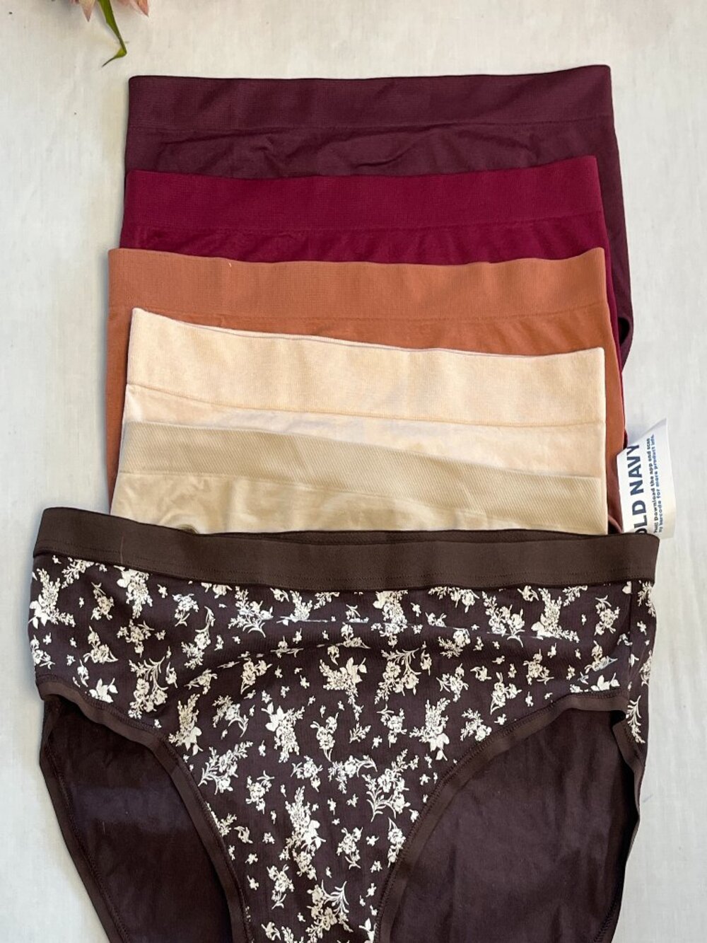 NEW Women's Underwear Lot 6 Pairs Small Hanro Wacoal Spanx